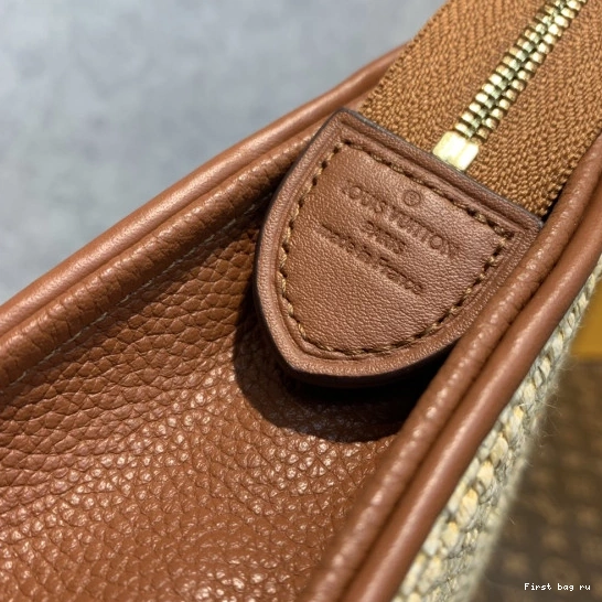 First bag ru VUITTON LOUIS Pouch Monogram Toiletry Raffia 0812